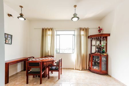 Sala  de casa à venda com 5 quartos, 250m² em Vila Pirajussara, São Paulo