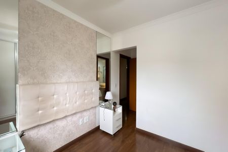 Apartamento para alugar com 77m², 3 quartos e 2 vagasSuíte