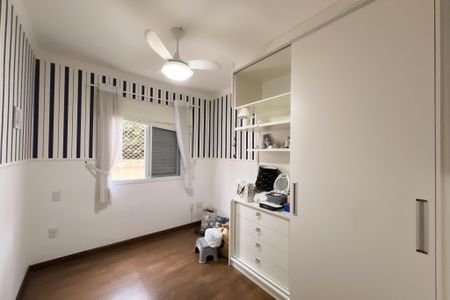 Apartamento para alugar com 77m², 3 quartos e 2 vagasQuarto 2