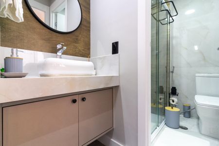 Apartamento à venda com 37m², 2 quartos e sem vaga Apartamento à venda com 37m², 2 quartos e sem vagaBanheiro Social