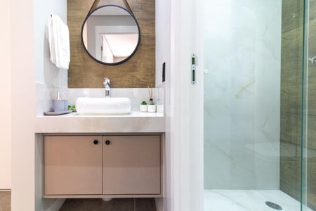 Apartamento à venda com 37m², 2 quartos e sem vaga Apartamento à venda com 37m², 2 quartos e sem vagaBanheiro Social