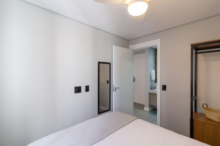 Apartamento à venda com 37m², 2 quartos e sem vaga Apartamento à venda com 37m², 2 quartos e sem vagaBanheiro Social