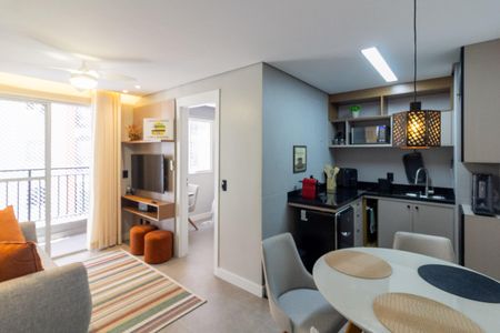 Sala de apartamento à venda com 2 quartos, 37m² em Vila Isa, São Paulo