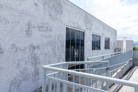 Apartamento para alugar com 43m², 2 quartos e 1 vagaÁrea comum - Salão de festas