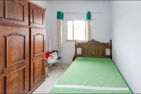 Casa à venda com 174m², 3 quartos e 4 vagasQuarto 2