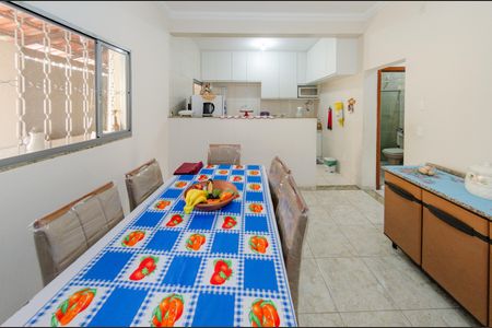 Casa à venda com 174m², 3 quartos e 4 vagasSala de jantar