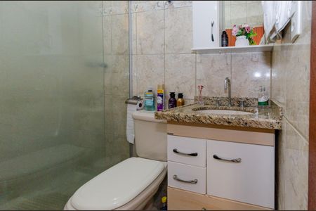 Casa à venda com 174m², 3 quartos e 4 vagasBanheiro 1