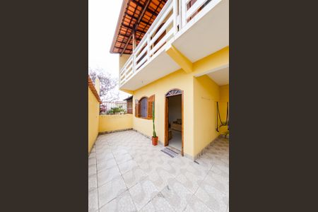 Casa à venda com 174m², 3 quartos e 4 vagasÁrea externa