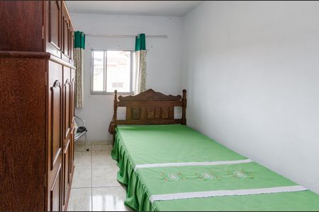 Casa à venda com 174m², 3 quartos e 4 vagasQuarto 2