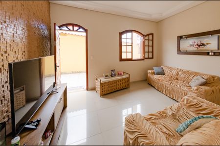 Sala de casa à venda com 3 quartos, 174m² em Vista Alegre, Belo Horizonte