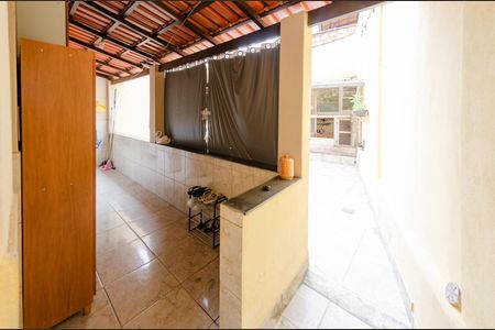 Casa à venda com 174m², 3 quartos e 4 vagasÁrea de serviço