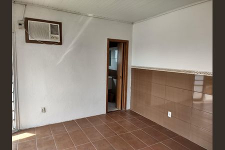 Casa à venda com 160m², 3 quartos e 2 vagas Casa à venda com 160m², 3 quartos e 2 vagasQuarto