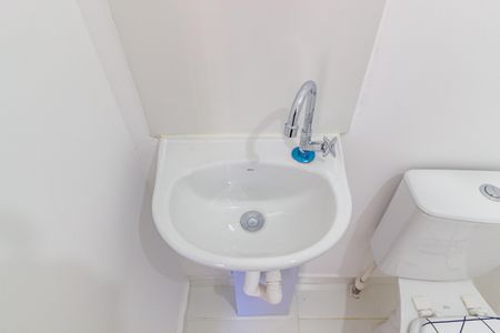 Apartamento para alugar com 30m², 2 quartos e sem vagaDetalhe - Banheiro
