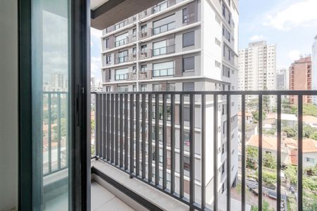 Varanda de kitnet/studio à venda com 1 quarto, 25m² em Campo Belo, São Paulo