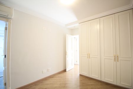 Apartamento para alugar com 186m², 4 quartos e 3 vagasQuarto 2