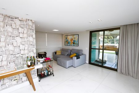 Apartamento para alugar com 220m², 3 quartos e 4 vagasCobertura