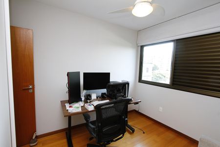 Quarto 1 de apartamento para alugar com 3 quartos, 220m² em Gutierrez, Belo Horizonte