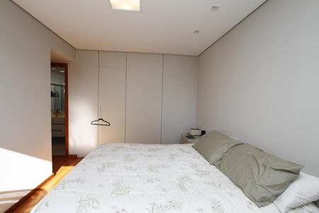 Apartamento para alugar com 220m², 3 quartos e 4 vagasQuarto 3 - Suíte