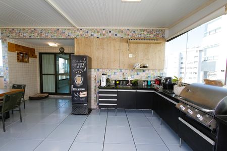 Apartamento para alugar com 220m², 3 quartos e 4 vagasÁrea gourmet Cobertura