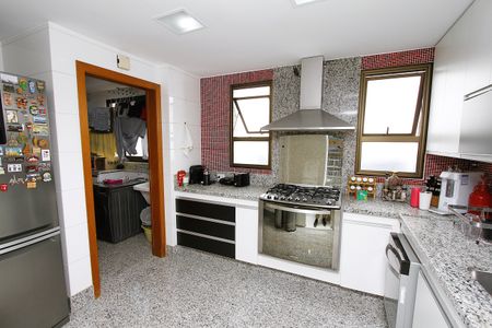 Apartamento para alugar com 220m², 3 quartos e 4 vagasCozinha