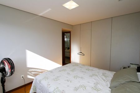 Apartamento para alugar com 220m², 3 quartos e 4 vagasQuarto 3 - Suíte