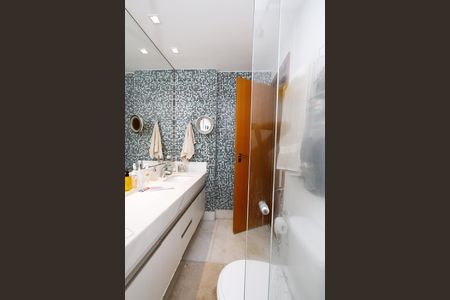 Apartamento para alugar com 220m², 3 quartos e 4 vagasBanheiro da Suíte