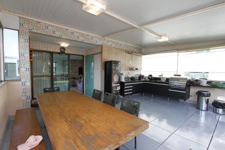 Apartamento para alugar com 220m², 3 quartos e 4 vagasÁrea gourmet Cobertura