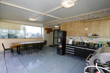 Apartamento para alugar com 220m², 3 quartos e 4 vagasÁrea gourmet Cobertura