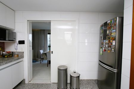 Apartamento para alugar com 220m², 3 quartos e 4 vagasCozinha