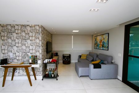 Apartamento para alugar com 220m², 3 quartos e 4 vagasCobertura
