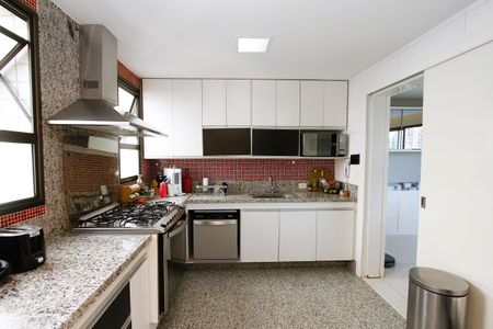 Apartamento para alugar com 220m², 3 quartos e 4 vagasCozinha