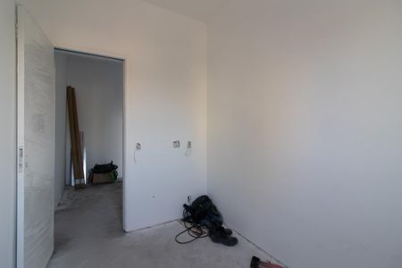 Apartamento à venda com 2 quartos, 40m² em Vila Carmosina, São Paulo