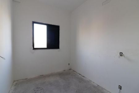 Apartamento à venda com 2 quartos, 40m² em Vila Carmosina, São Paulo