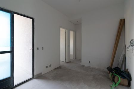 Apartamento à venda com 2 quartos, 40m² em Vila Carmosina, São Paulo