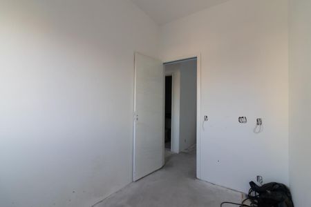 Apartamento à venda com 2 quartos, 40m² em Vila Carmosina, São Paulo