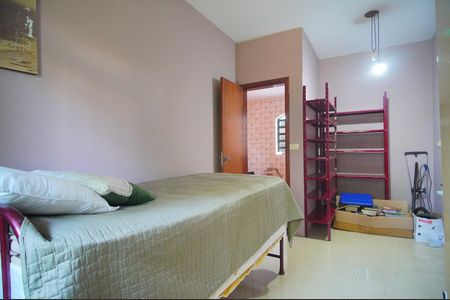 Casa à venda com 400m², 6 quartos e 2 vagasQuarto 1