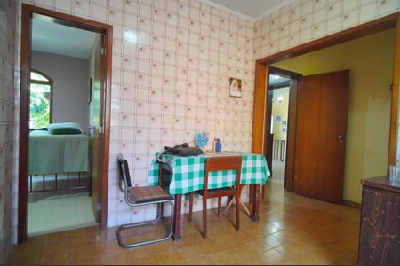 Casa à venda com 400m², 6 quartos e 2 vagasÁrea de Serviço