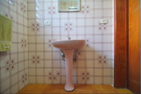 Casa à venda com 400m², 6 quartos e 2 vagasBanheiro 1