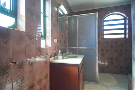 Casa à venda com 400m², 6 quartos e 2 vagasBanheiro da Suíte