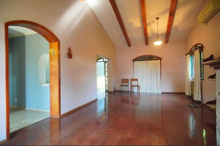 Casa à venda com 400m², 6 quartos e 2 vagasSala