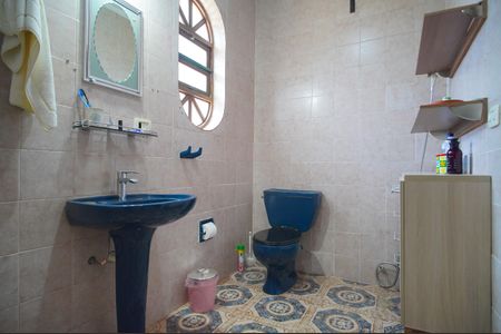 Casa à venda com 400m², 6 quartos e 2 vagasBanheiro 3