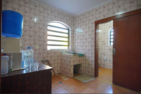 Casa à venda com 400m², 6 quartos e 2 vagasÁrea de Serviço