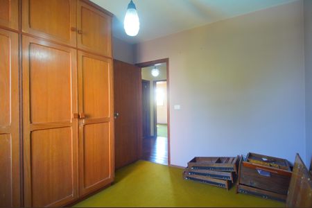 Casa à venda com 400m², 6 quartos e 2 vagasQuarto 2