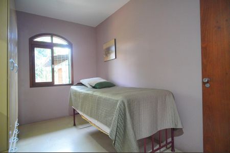 Casa à venda com 400m², 6 quartos e 2 vagasQuarto 1