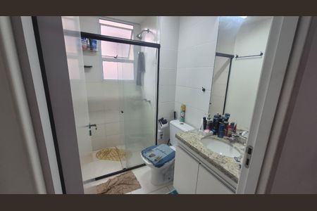 Banheiro 1 de apartamento para alugar com 2 quartos, 46m² em Taquara, Rio de Janeiro