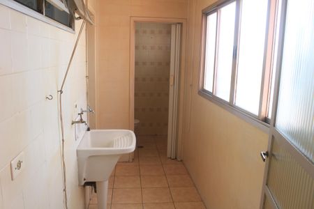 Apartamento à venda com 106m², 3 quartos e 1 vagaÁrea de Serviço