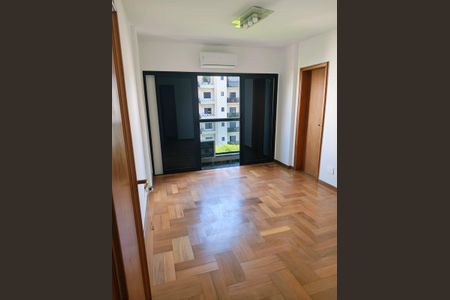 Apartamento para alugar com 4 quartos, 250m² em Indianópolis, São Paulo