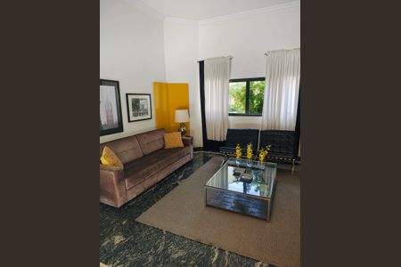 Apartamento para alugar com 4 quartos, 250m² em Indianópolis, São Paulo