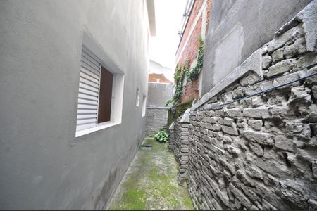 Casa para alugar com 76m², 2 quartos e sem vagaQuintal