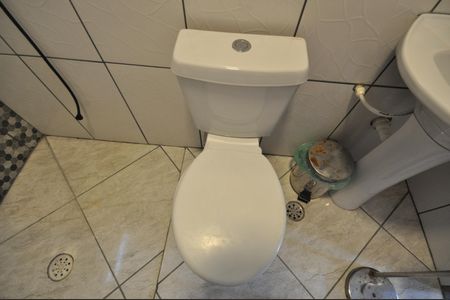 Casa para alugar com 76m², 2 quartos e sem vagaBanheiro